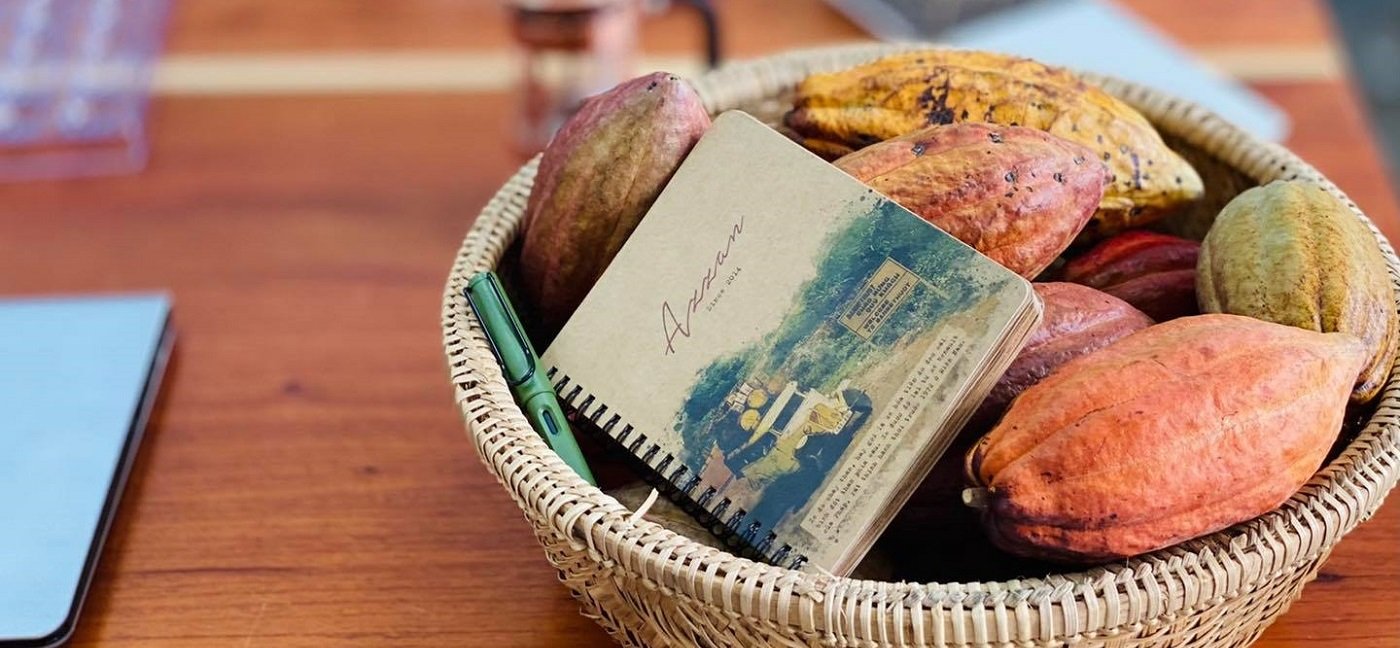Amour Bistro & Cafe – Không Gian Pháp Lãng Mạn & Cà Phê Đặc Sản Phố Núi